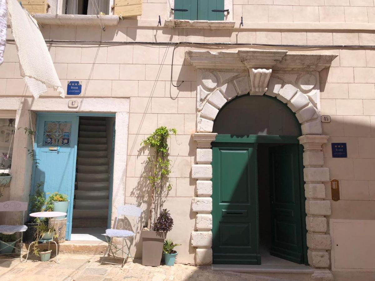 דירות רוביני Casa Alexa מראה חיצוני תמונה